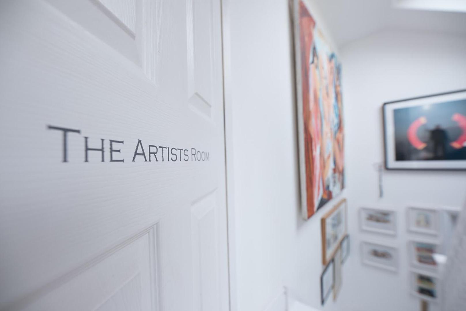 Art Cottage, Sunny Seaside In Holiday home *